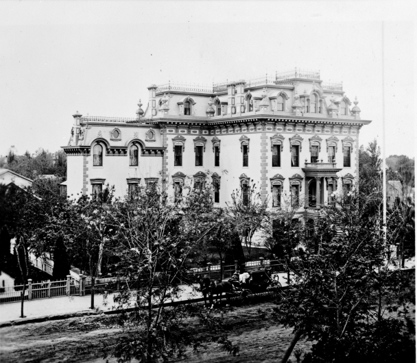 Stanford Mansion, Sacramento - photo by Muybridge 1872-300